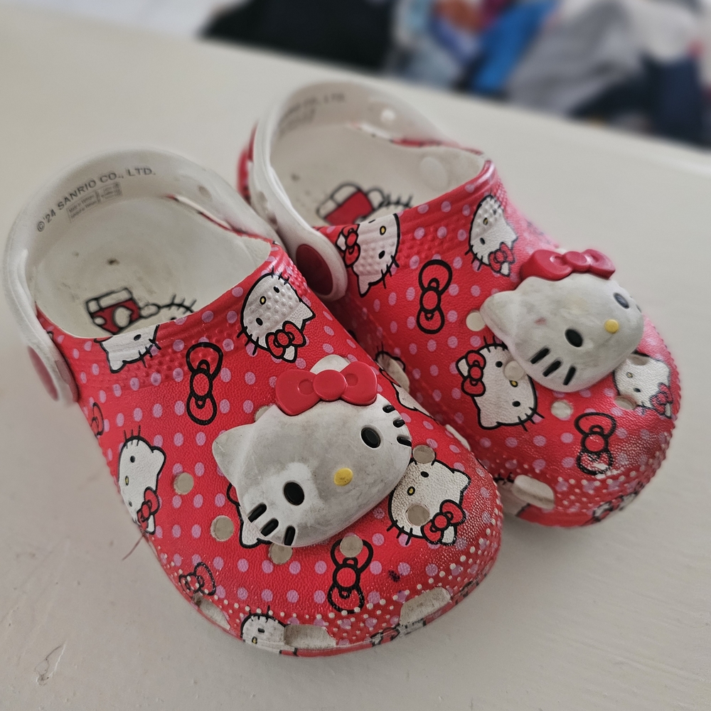 Hello Kitty Red Kids Clogs